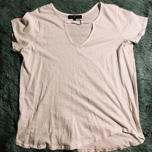 ✰ DEREK HEART PLUS ✰ Women’s keyhole top